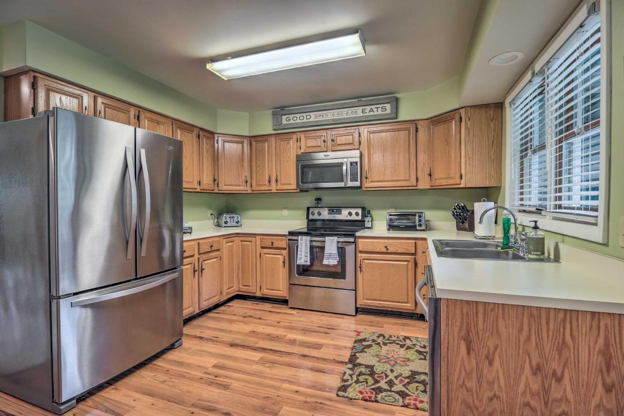 Lake Placid Gem With Patio And Views Less Than 1 Mi To Beach! Kültér fotó